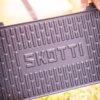 SKOTTI Kast